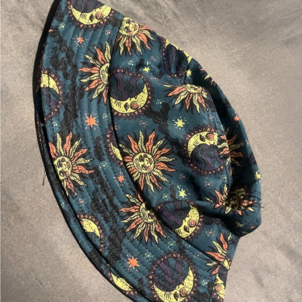 Sun and Moon Patterned Bucket Hat